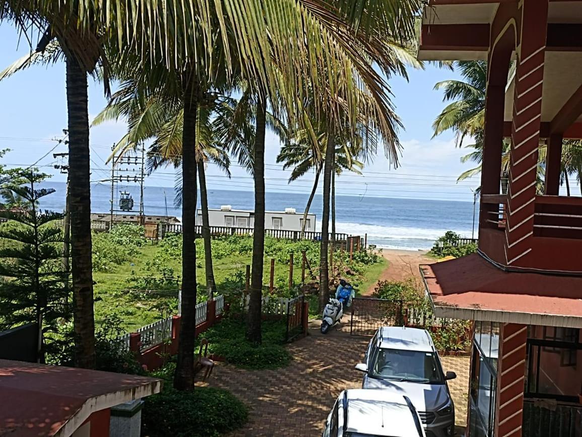 Leon Hide Out Guest House Vasco Da Gama Exterior photo